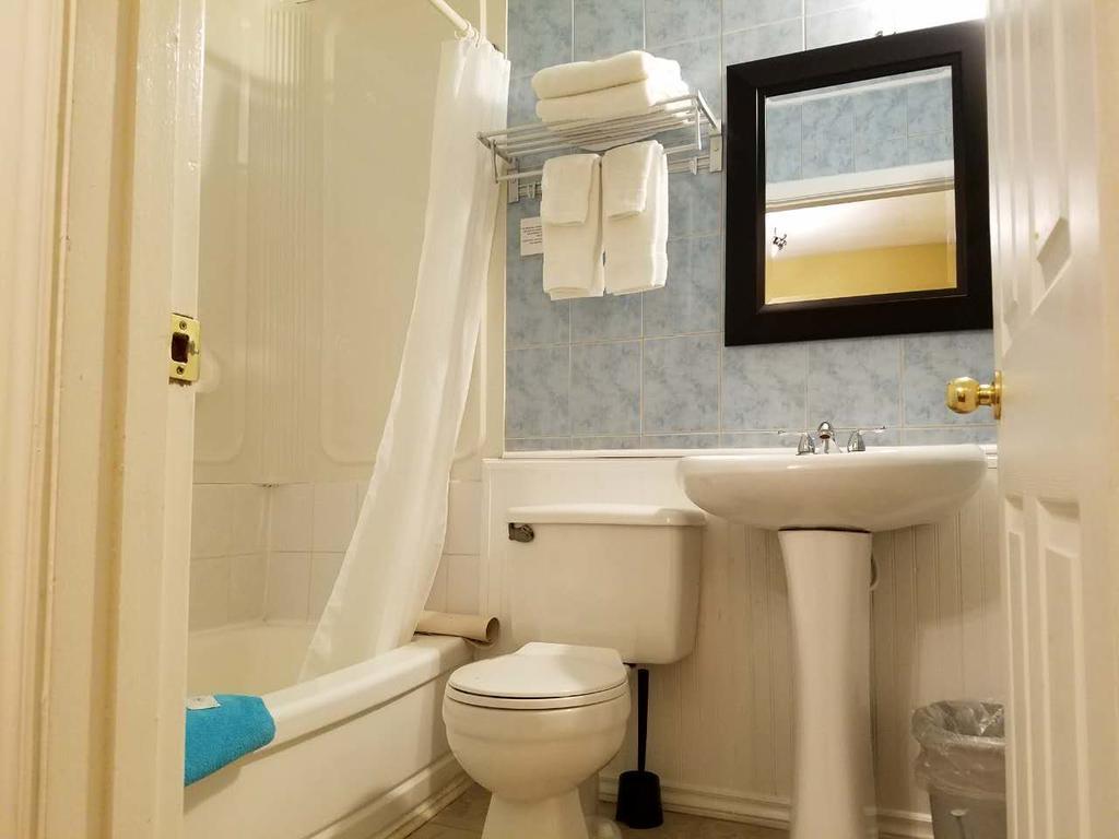 Carleton Place 7 West Motel מראה חיצוני תמונה