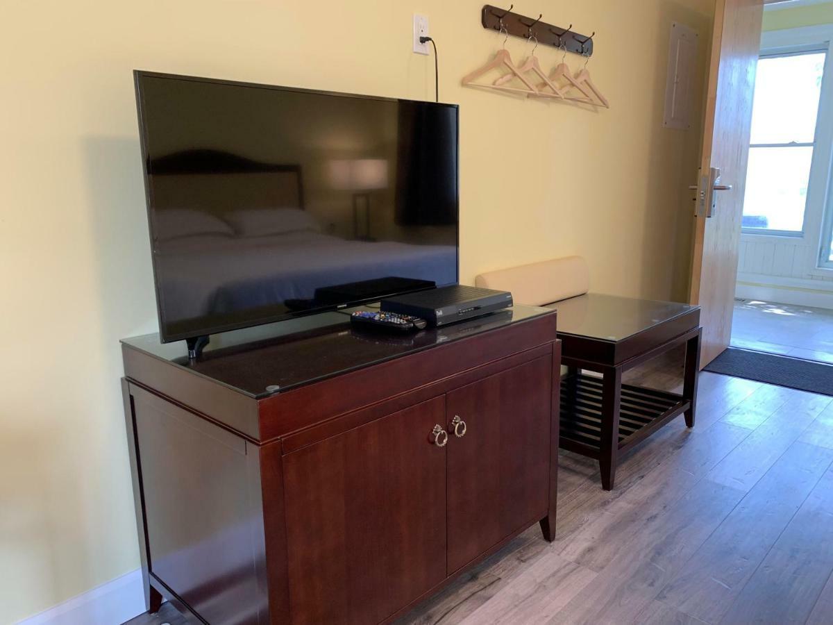 Carleton Place 7 West Motel מראה חיצוני תמונה